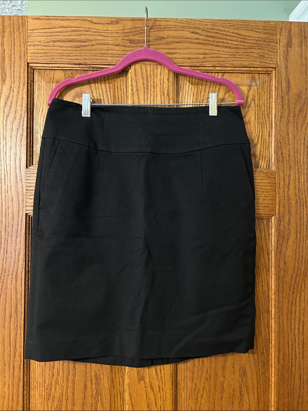 Banana Republic Black Pencil Skirt - Sleek Office Staple